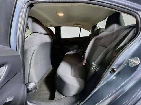Used 2020 Toyota Corolla LE FWD image 29