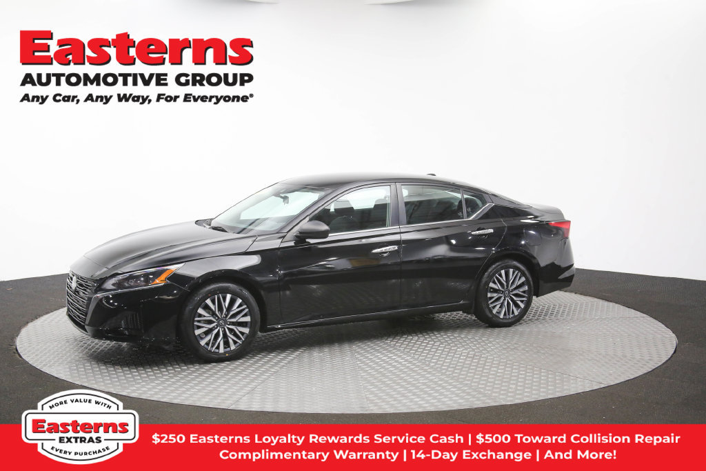 Used 2024 Nissan Altima 2.5 SV FWD image 54
