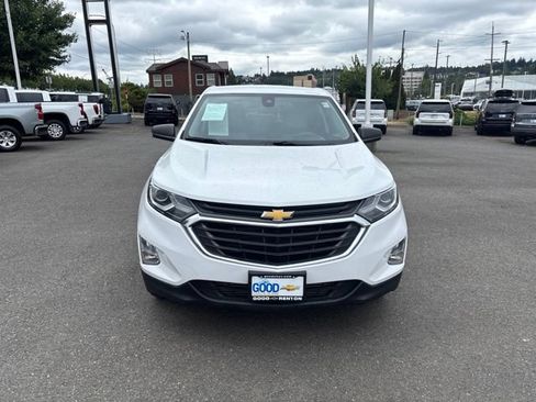 Used 2020 Chevrolet Equinox LS w/ LPO, Cargo Package AWD/4WD image 8
