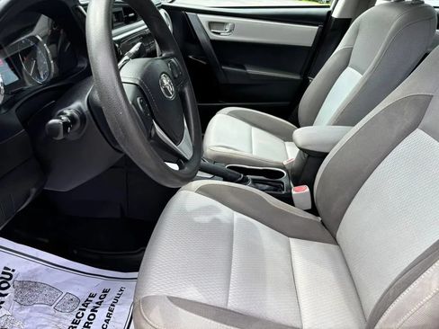 Used 2019 Toyota Corolla LE FWD image 10