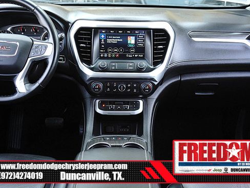 Used 2023 GMC Acadia SLT FWD image 20
