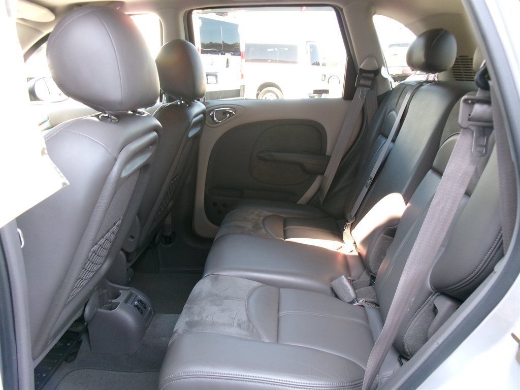 Used 2001 Chrysler PT Cruiser FWD image 26