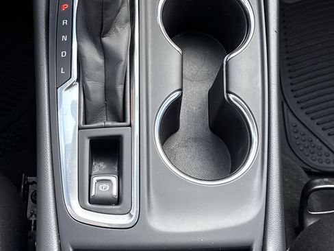 Used 2022 Chevrolet Equinox LT FWD image 28