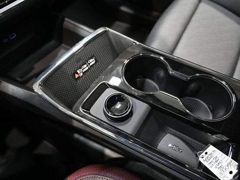 New 2026 Chevrolet Equinox RS image 18