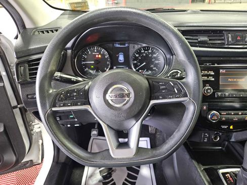 Used 2017 Nissan Rogue Sport SV AWD/4WD image 13