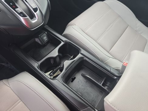 Used 2019 Honda CR-V Touring image 25