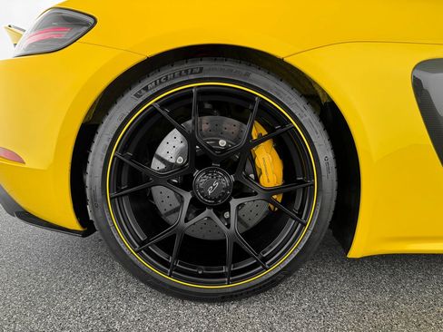 Used 2024 Porsche 718 Boxster Spyder RS image 36