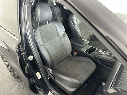 Used 2022 Mitsubishi Outlander SE image 31