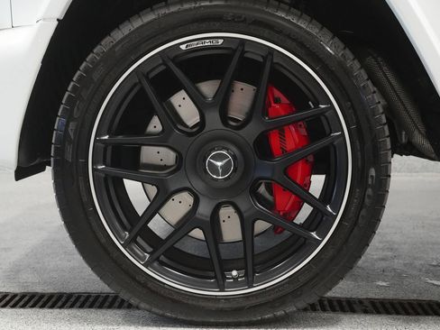 Certified 2025 Mercedes-Benz G 63 AMG 4MATIC image 8
