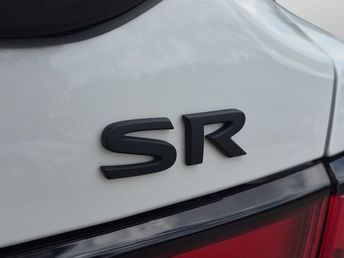 Certified 2022 Nissan Sentra SR w/ Midnight Edition FWD image 33
