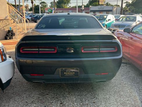 Used 2020 Dodge Challenger SXT w/ Blacktop Package RWD image 4