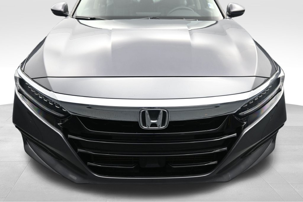Used 2018 Honda Accord Touring image 11