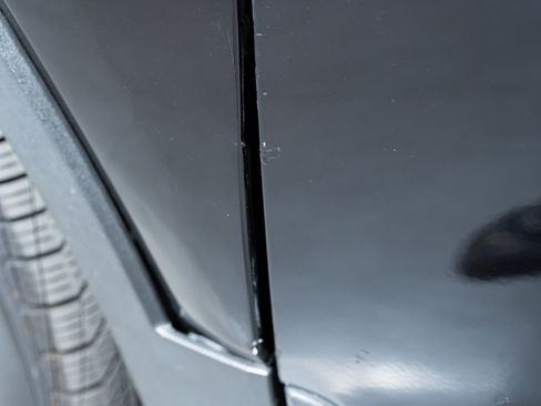 Used 2023 Volvo XC40 Recharge Plus AWD/4WD image 7
