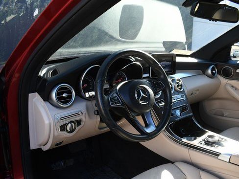 Used 2018 Mercedes-Benz C 300 4MATIC Sedan image 14