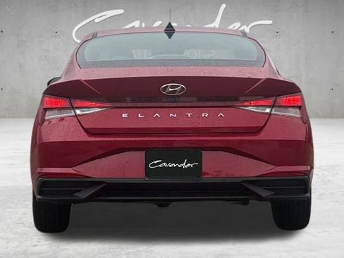 Used 2023 Hyundai Elantra SEL FWD image 15