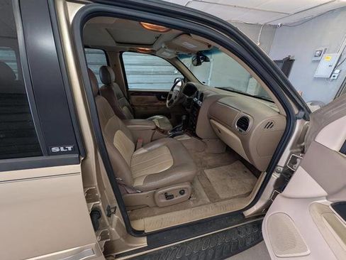 Used 2004 GMC Envoy SLT AWD/4WD image 29