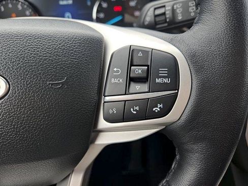 Certified 2023 Ford Explorer XLT w/ Equipment Group 202A AWD/4WD image 15