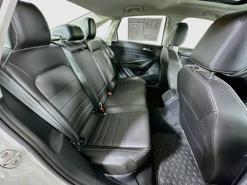 Certified 2023 Volkswagen Jetta SE w/ Panoramic Sunroof Package FWD image 26