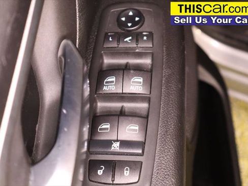 Used 2021 RAM 1500 Lone Star AWD/4WD image 36
