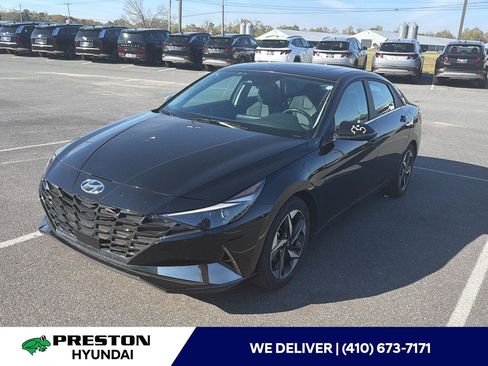 Used 2023 Hyundai Elantra Limited image 1