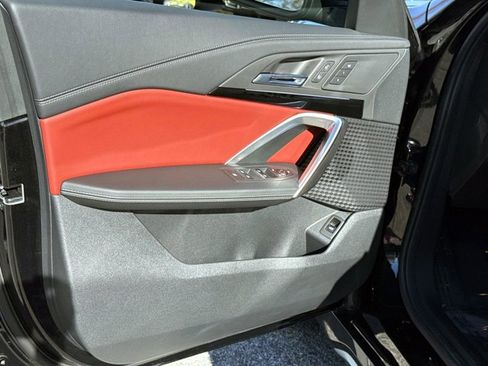 Used 2025 BMW X1 xDrive28i image 18