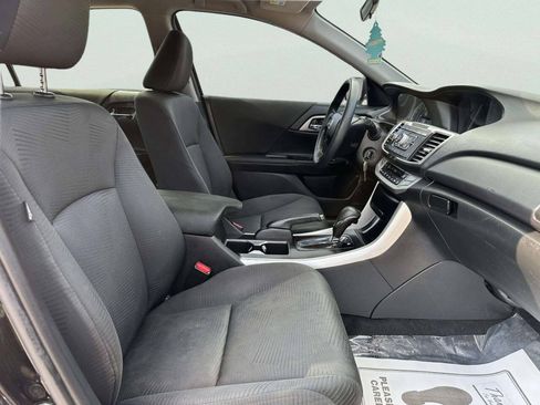 Used 2015 Honda Accord LX image 24