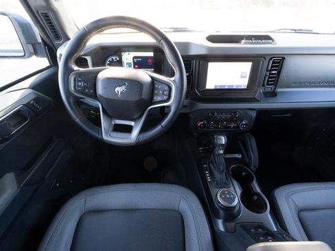 Used 2023 Ford Bronco Big Bend image 15