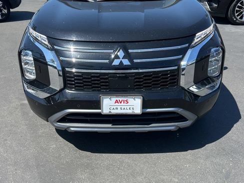 Used 2025 Mitsubishi Outlander SE AWD/4WD image 4