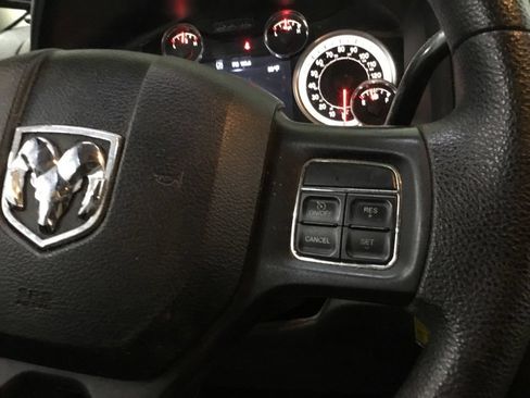 Used 2013 RAM 1500 Express AWD/4WD image 23