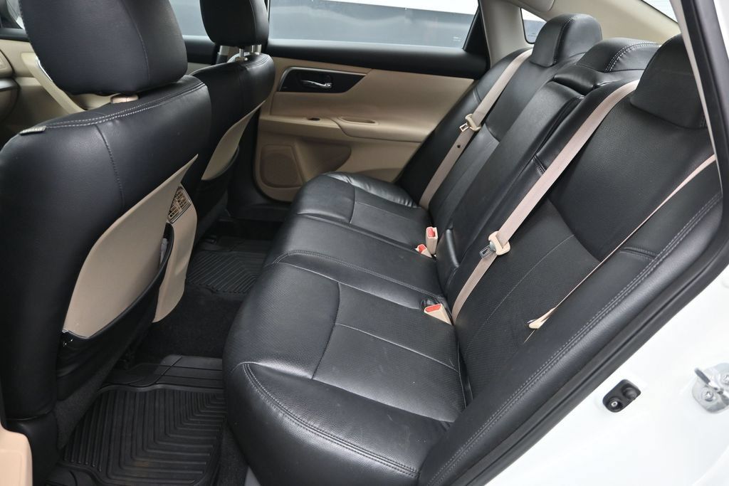 Used 2015 Nissan Altima 2.5 SV w/ Convenience Package FWD image 28