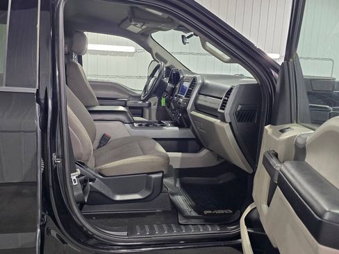 Used 2020 Ford F350 XLT w/ XLT Premium Package AWD/4WD image 9