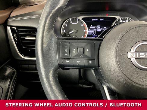 Used 2023 Nissan Rogue SL FWD image 11