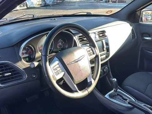 Used 2012 Chrysler 200 Touring image 24
