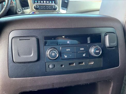 Used 2019 GMC Yukon Denali w/ Denali Ultimate Package image 34