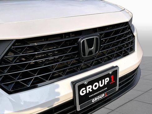 Used 2023 Honda Accord EX image 28