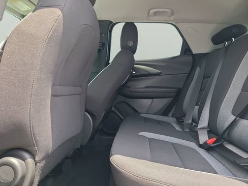 New 2026 Chevrolet TrailBlazer LT w/ Midnight Edition FWD image 11