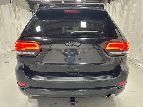 Used 2020 Jeep Grand Cherokee Altitude AWD/4WD image 6