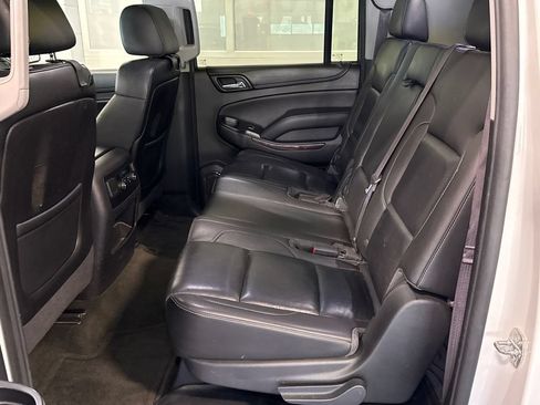 Used 2016 GMC Yukon XL SLT RWD image 7