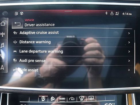 Used 2022 Audi Q7 3.0T Prestige w/ Prestige Package AWD/4WD image 24