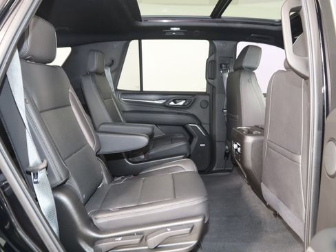 Used 2021 GMC Yukon Denali w/ Advanced Technology Package AWD/4WD image 16