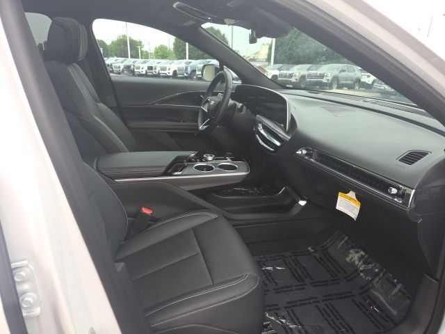 Used 2024 Cadillac Lyriq Sport RWD image 57