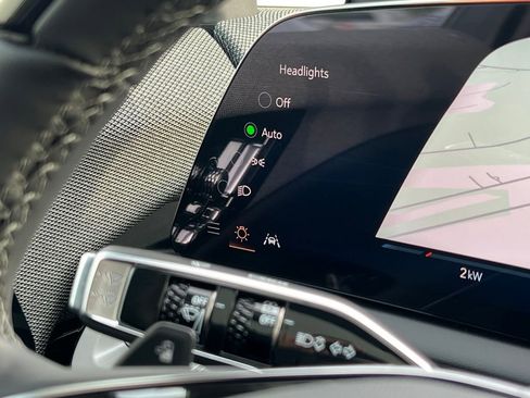 New 2026 Cadillac Optiq Luxury 1 image 30