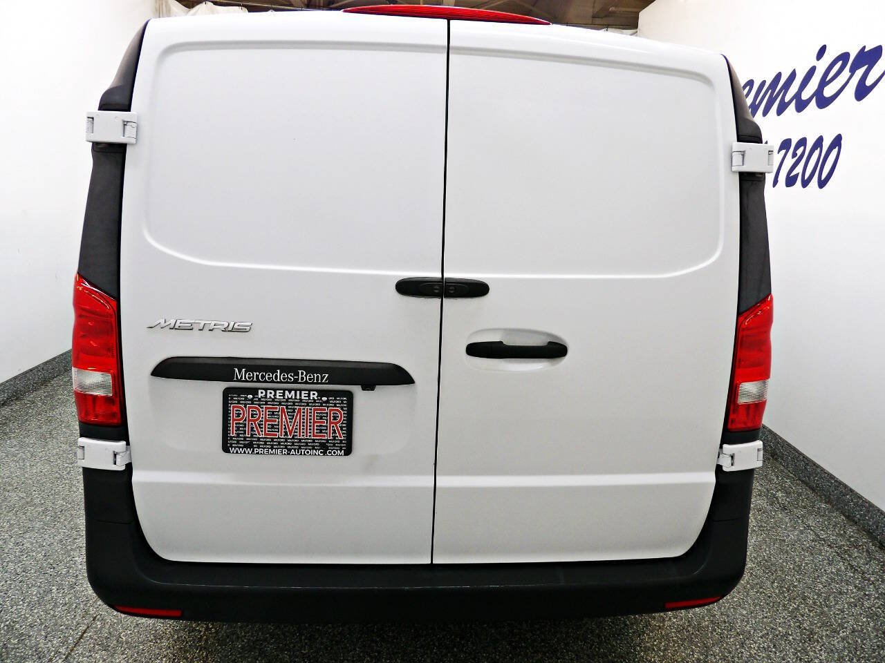 Used 2019 Mercedes-Benz Metris image 6