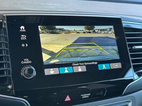 Used 2023 Honda Passport TrailSport image 21
