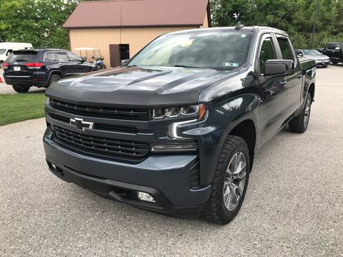 Used 2021 Chevrolet Silverado 1500 RST w/ Z71 Off-Road Package AWD/4WD image 4
