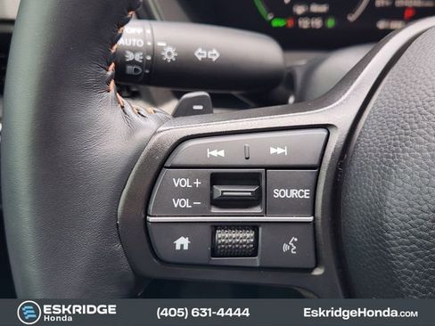 Used 2025 Honda CR-V Sport image 30