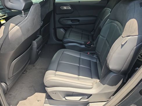 New 2027 Kia Telluride SX Prestige AWD/4WD image 17