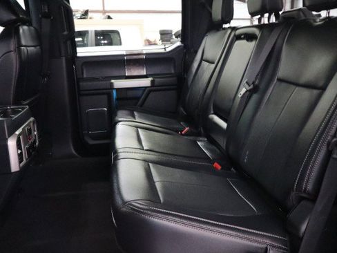 Used 2022 Ford F250 Lariat w/ Lariat Ultimate Package AWD/4WD image 9