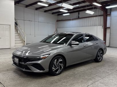 Used 2024 Hyundai Elantra Limited