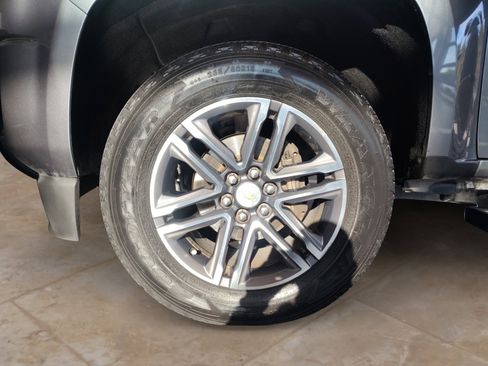 Used 2019 Chevrolet Colorado LT w/ LT Convenience Package image 25